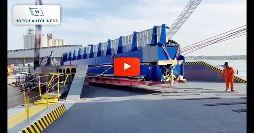 Liebherr Container Cranes with the Doyle Shipping Group Transported 2 Liebherr RTGs to Port Kembla, New South Wales via Höegh